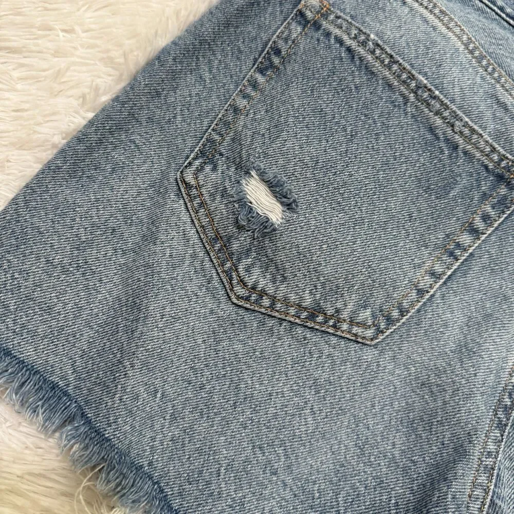 Women We The Free Distressed High Rise Denim Short in Light Wash Blue Size 28